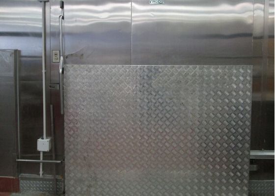 Customized 1.5mm Steel Industrial Freezer Room 15KW 31.6A Deep Freezer Cold Room